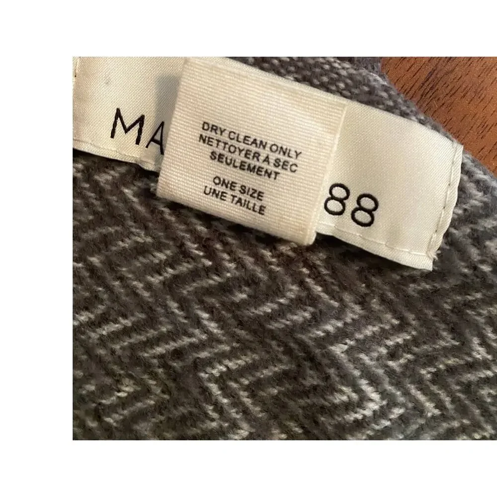 Madison 88 Blanket Scarf Gray Black Cream Colorblock Stripe Fringe